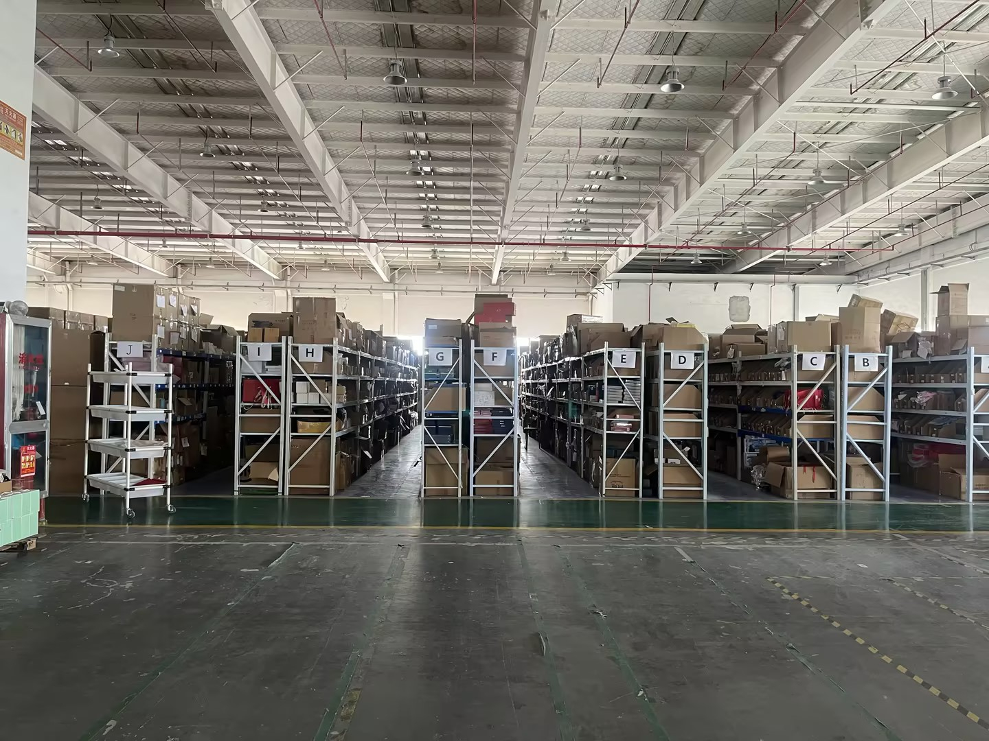 初创品牌首选：高性价比小仓库托管，专业一件代发为口碑护航