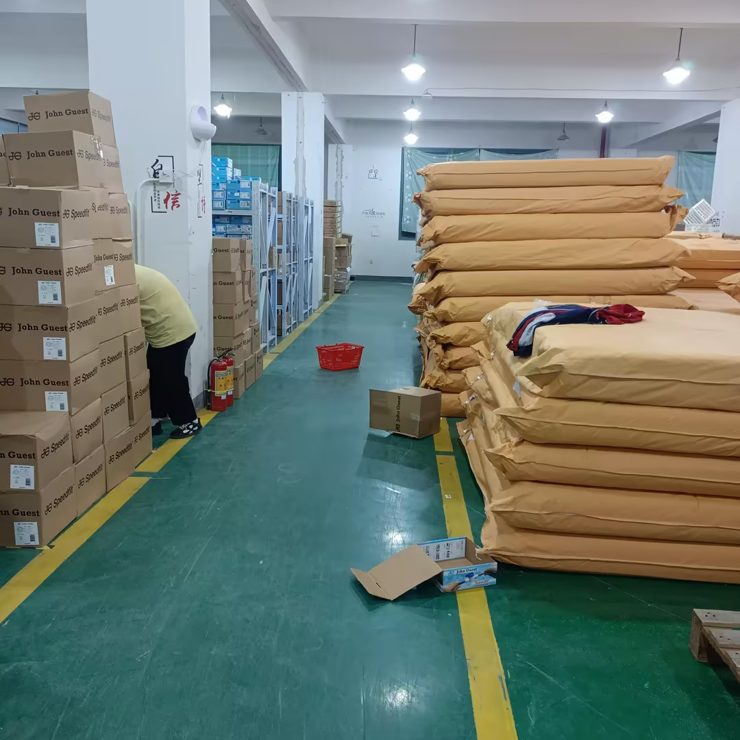 电商仓储新趋势 智能云仓外包成主流