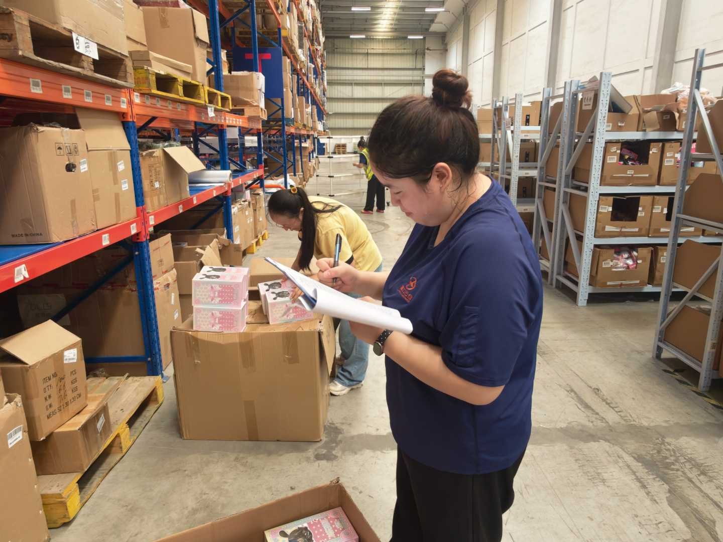 鼠标、键盘等外观相似、型号繁多的产品入仓后，第三方仓储托管如何避免错发漏发？